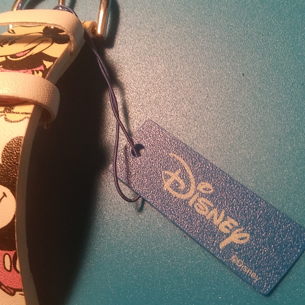 Mickey Mouse Cartoon Watch - Picture 9 of 11